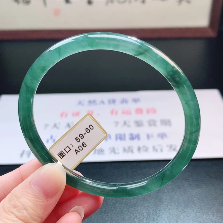 翡翠未镶嵌手镯翡翠手镯7
