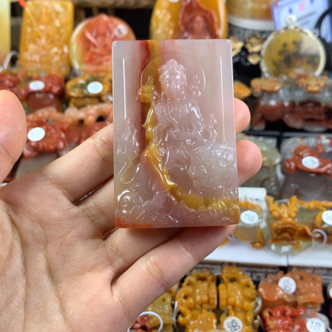 石英质玉（黄龙玉）未镶嵌挂件