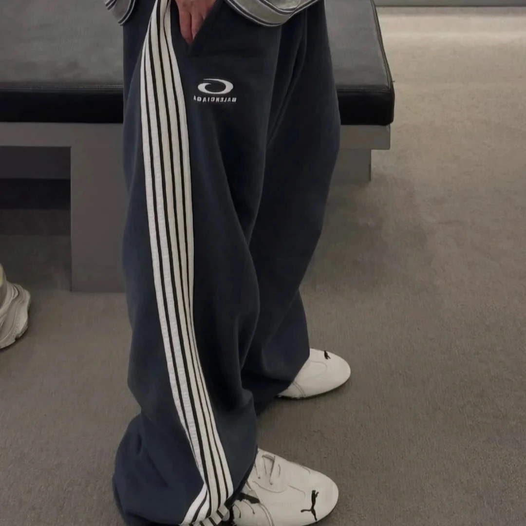 未使用 Balenciaga/巴黎世家 灰色侧边条纹运动裤XS码