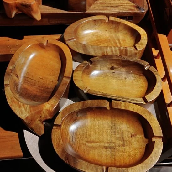 小叶桢楠金丝楠木烟灰缸