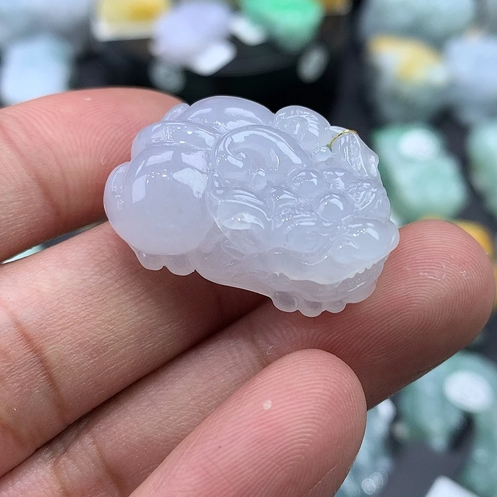 翡翠未镶嵌颈饰天然缅甸翡翠貔貅吊坠