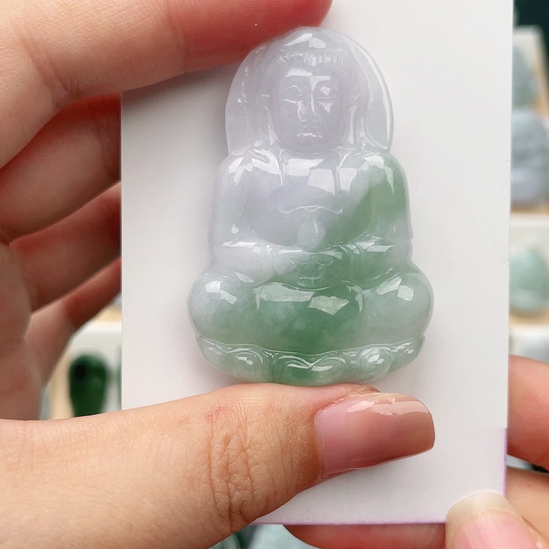 颈饰未镶嵌翡翠观音