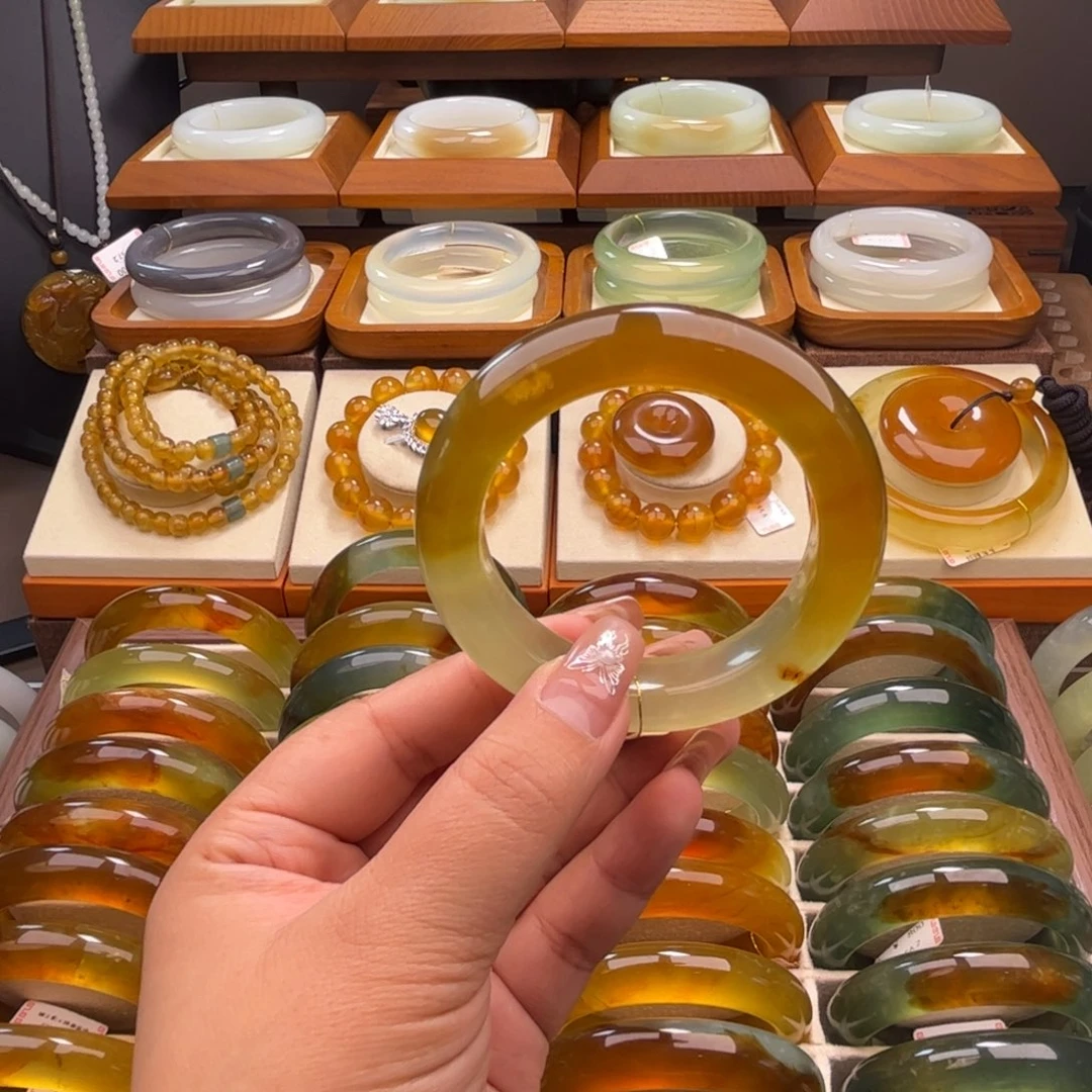 蛇纹石玉未镶嵌55-56