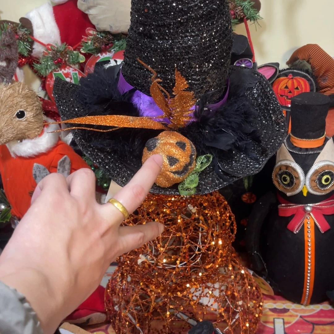 R***a有机玻璃摆件等各种工具的使用