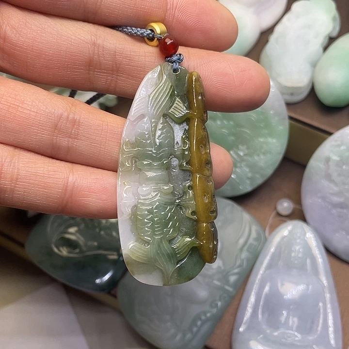 定制翡翠未镶嵌翡翠吊坠