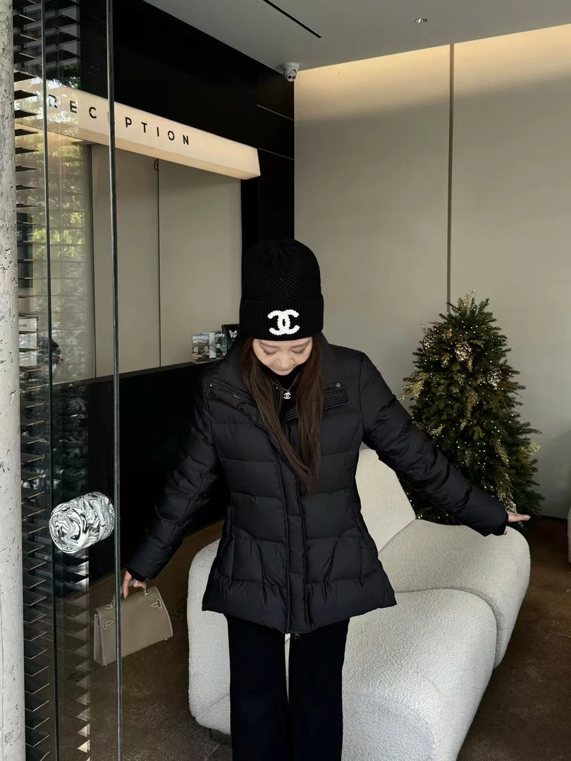 琪琪怪怪大码女装【自带小蛮腰】排骨显瘦90白鸭绒羽绒服C38206QQ