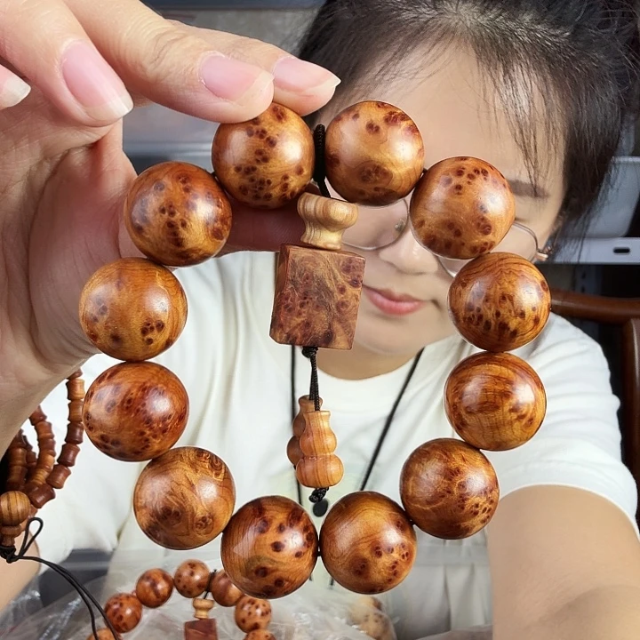 非洲紫檀（红花梨）崖柏2.0瘤疤
