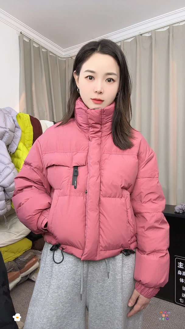 羽绒服女短款2025新款韩版立领简约加厚小个子超好看面包服外套