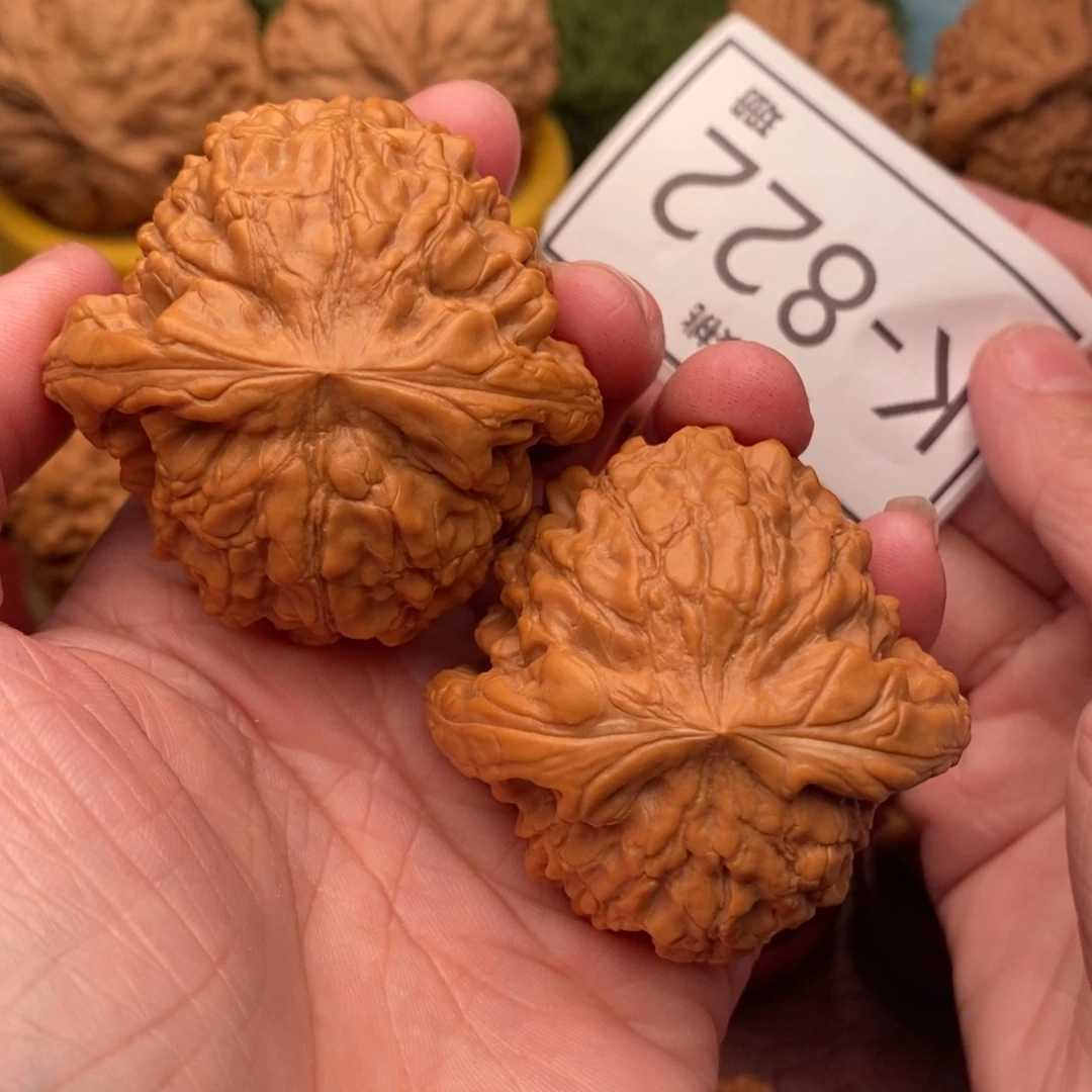 R***e把件桃核龙鼎48….