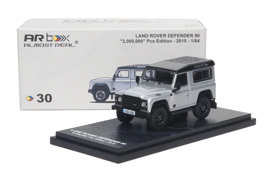 AR Box 1/64 “路虎卫士90 第200万台纪念版 2015款 银色 合金车模