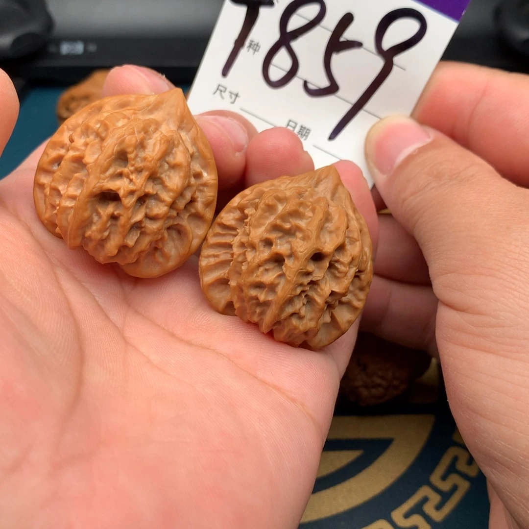 文玩核桃把件婚****星37大龙859