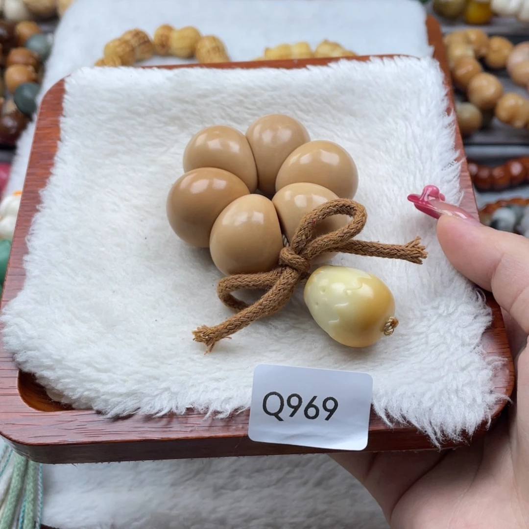 我***芦菩提根/象牙果吊坠瑕WQ969蒜瓣手捻21mm一串