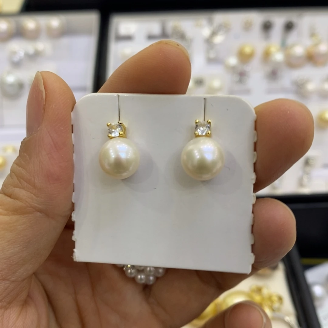 银S925镀金镶嵌淡水珍珠耳饰