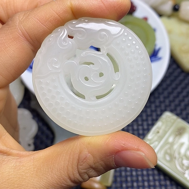 吊坠白玉菩提支持七天无理由