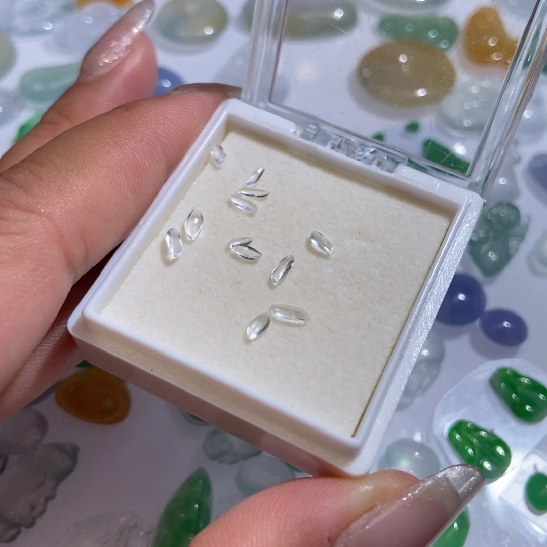 未镶嵌定制翡翠翡翠