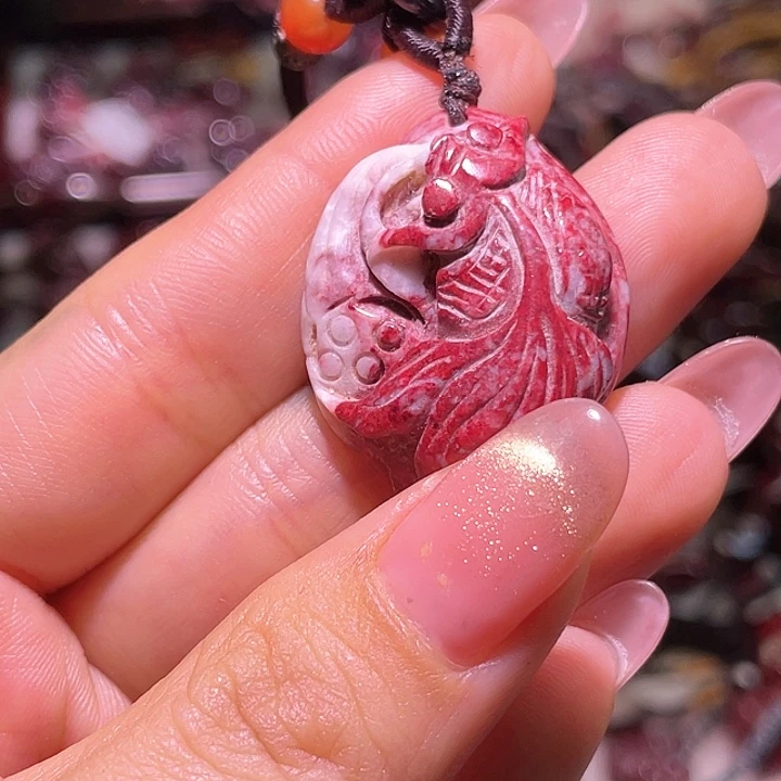 那***富天然辰砂朱砂原石雕刻