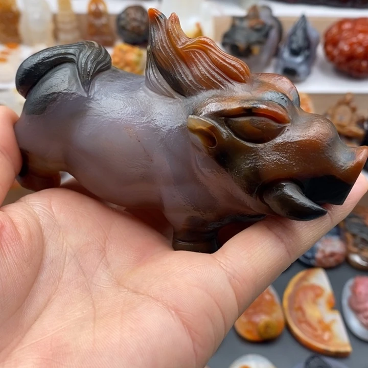 玛瑙/玉髓未镶嵌珠宝奇石