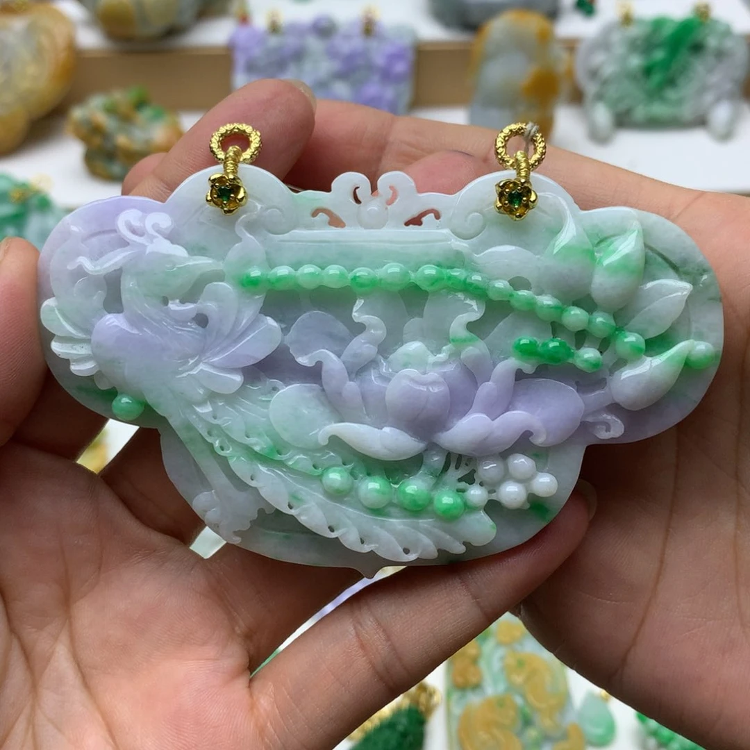 翡翠未镶嵌颈饰翡翠