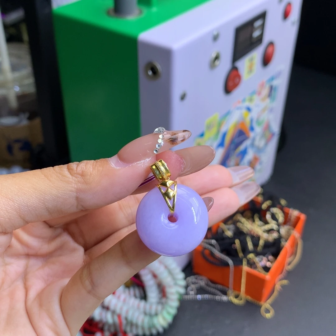 容***吧翡翠18K金镶嵌颈饰