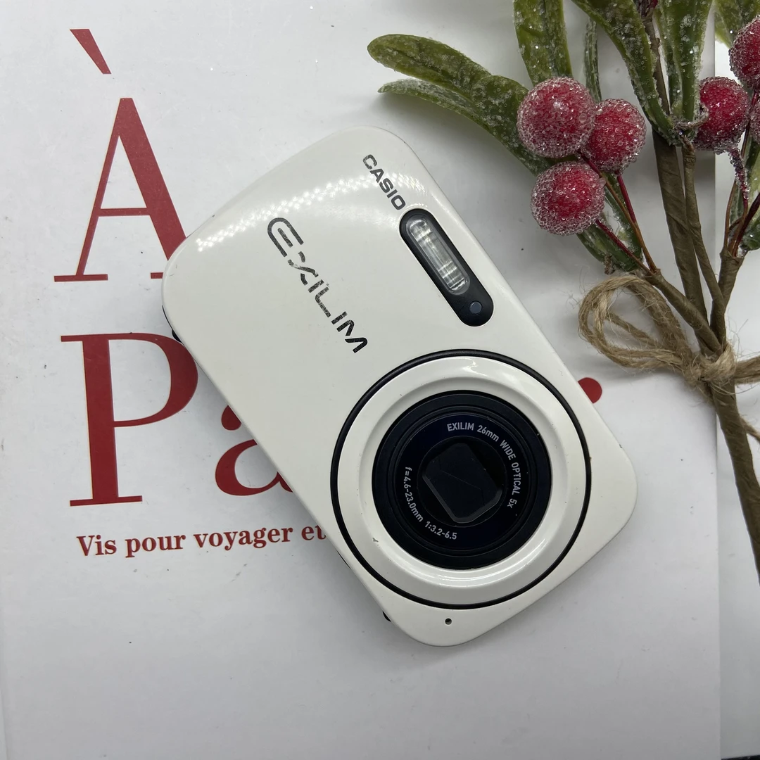 95新 Casio/卡西欧 EX-N1 1610万像素 5倍光学变焦（no退no换）