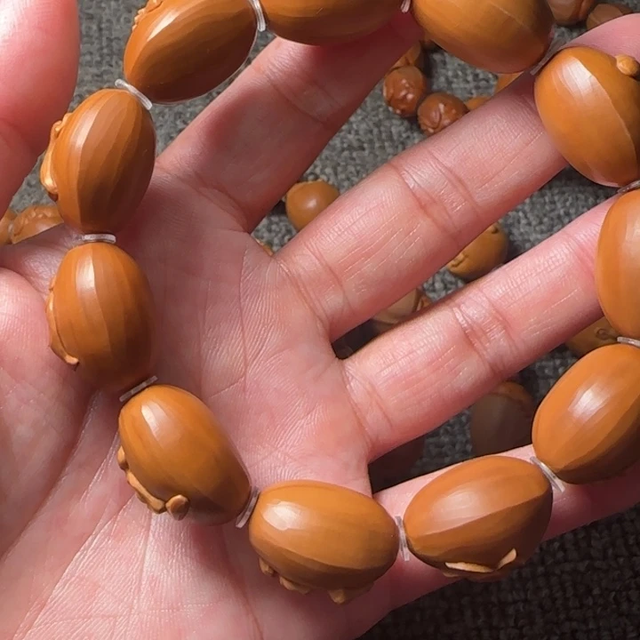 小***路吊坠橄榄核无相悟道