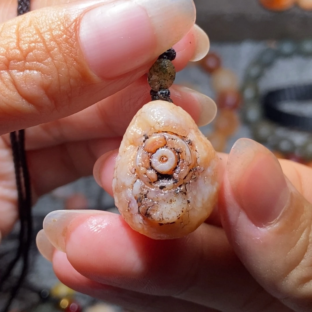 玛瑙/玉髓未镶嵌珠宝半成品