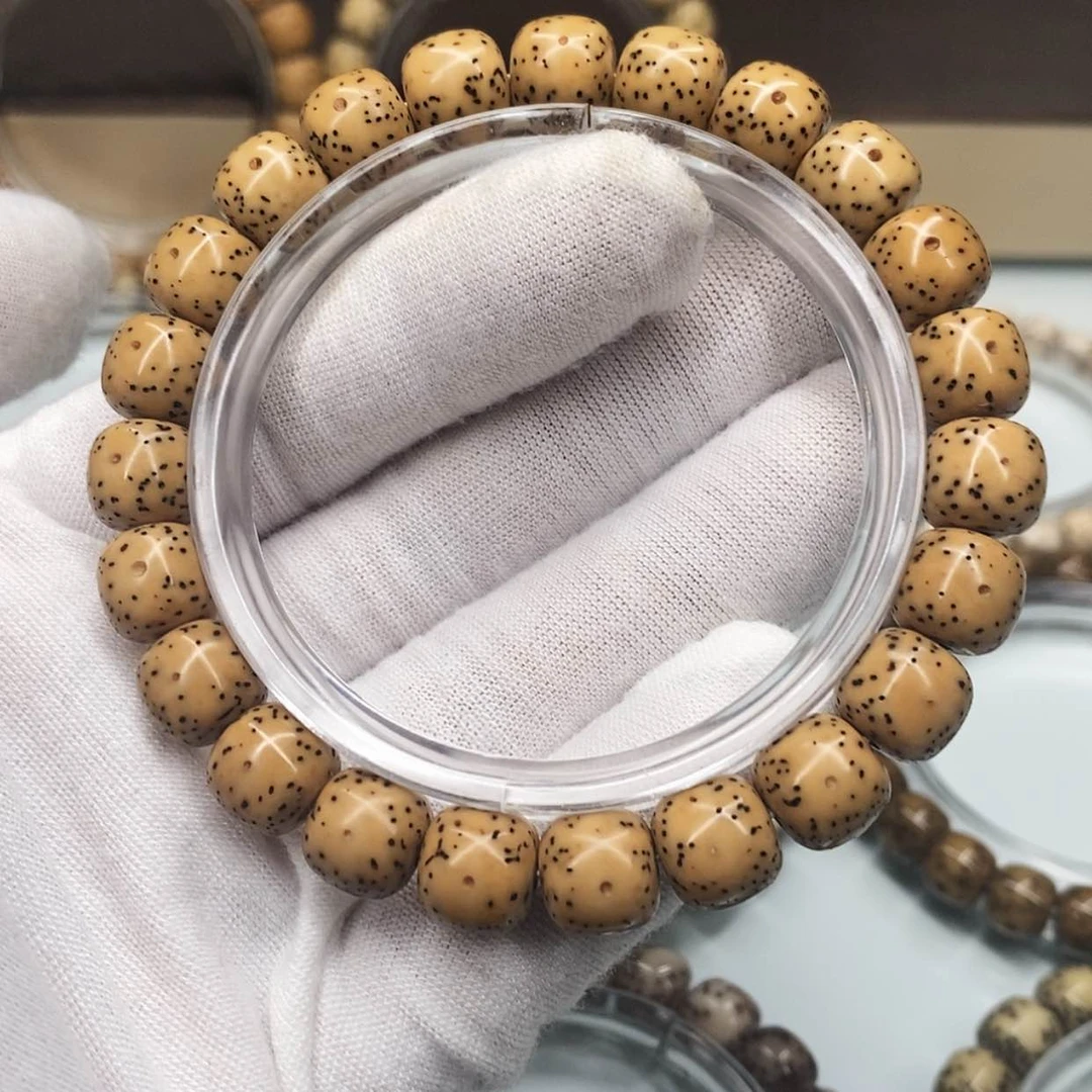 【闪购商品】手串星月菩提9×10一物一图原生态同枝大眼福利