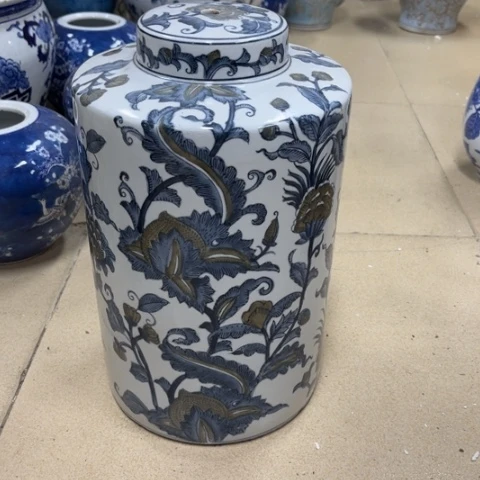 瓶瑕疵瓷片。。。。。。。。。。。。。。。