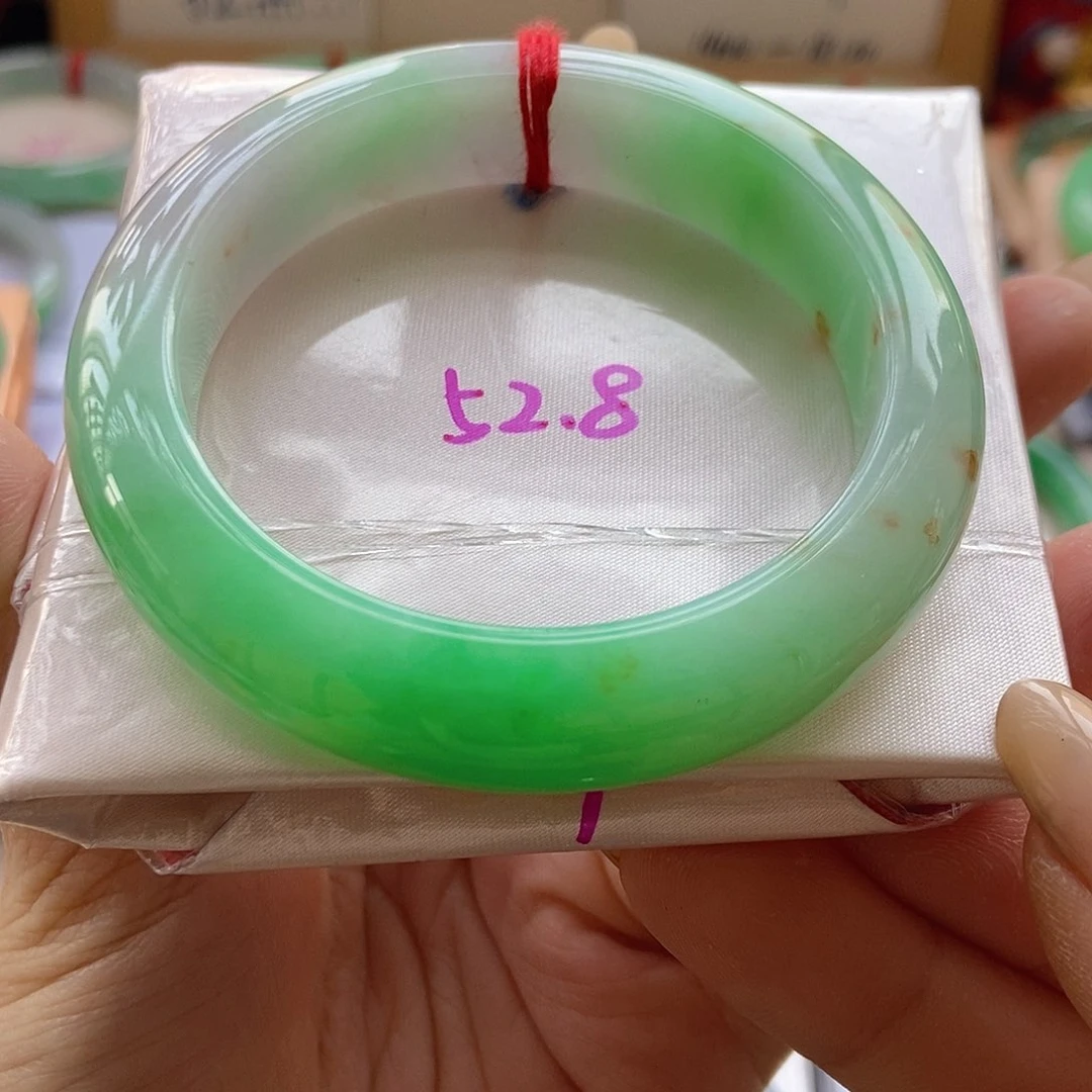 未镶嵌手镯翡翠8号