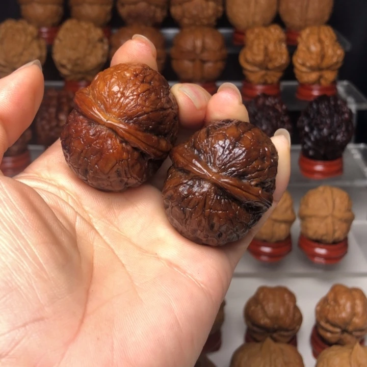 吊坠文玩核桃29墨玉猫眼