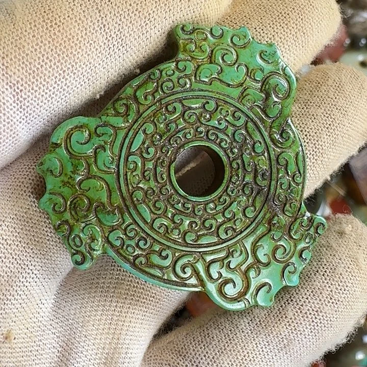 和田玉未镶嵌挂件