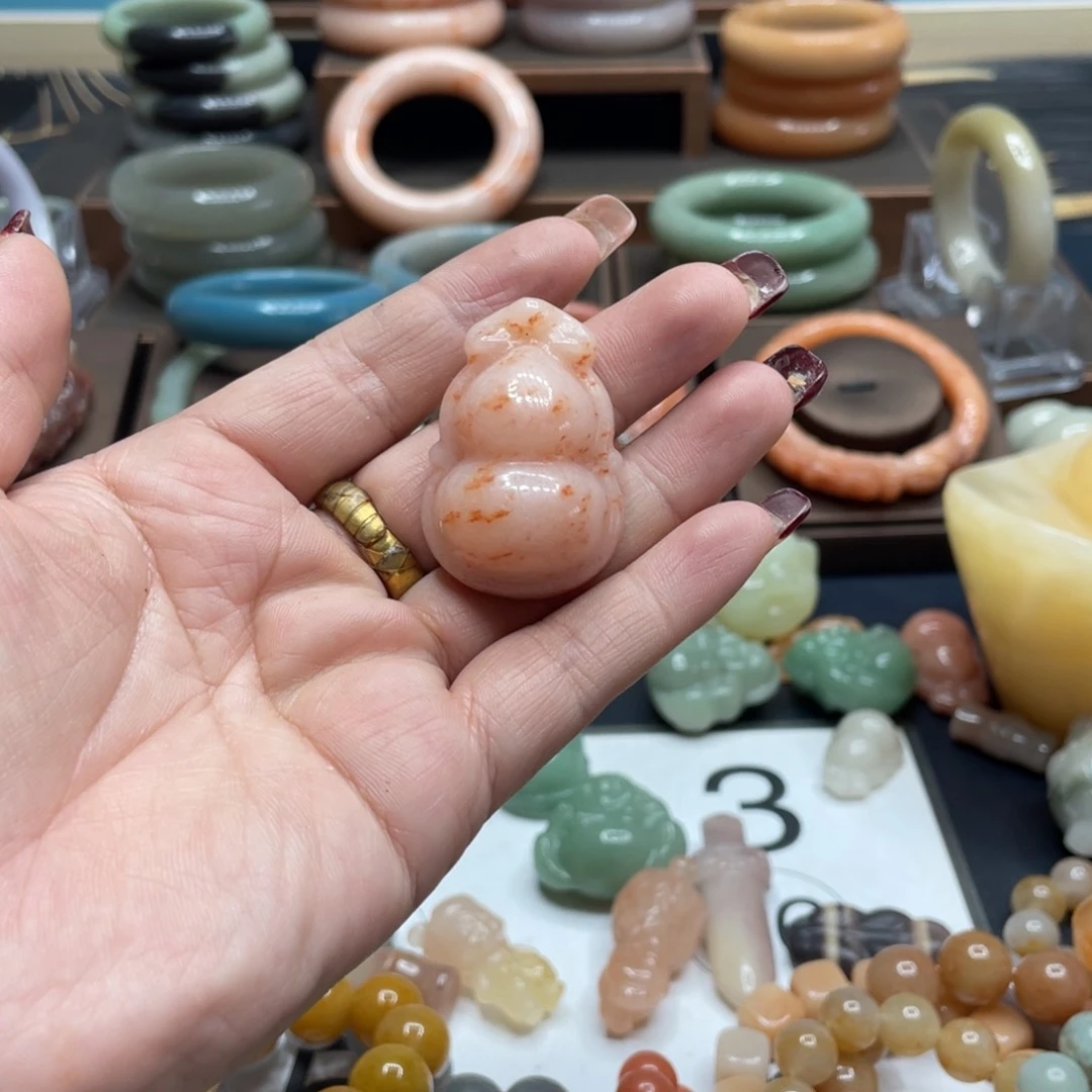 石英质玉手镯合金好***?