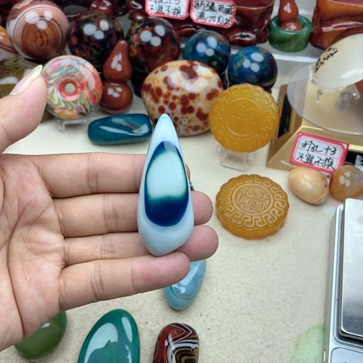 手***9玛瑙/玉髓未镶嵌颈饰