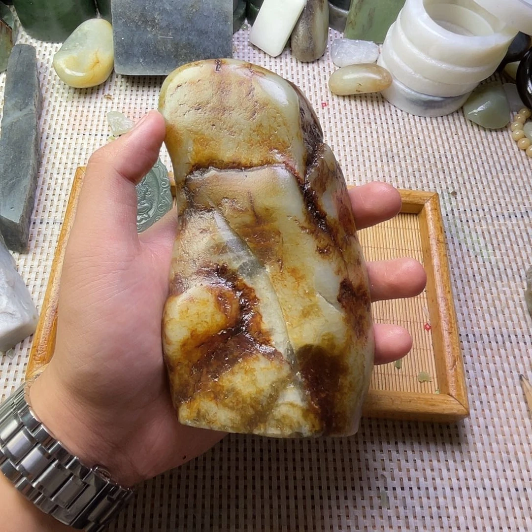 未镶嵌和田玉珠宝半成品