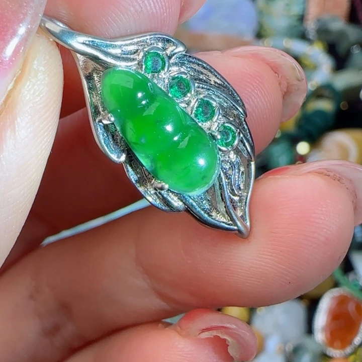 翡翠颈饰未镶嵌天然A货46