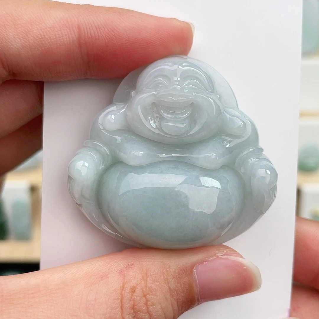 翡翠未镶嵌颈饰佛公