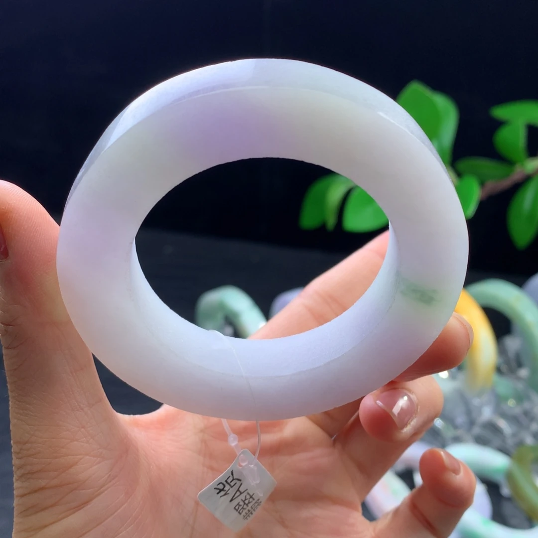 未镶嵌手镯定制翡翠