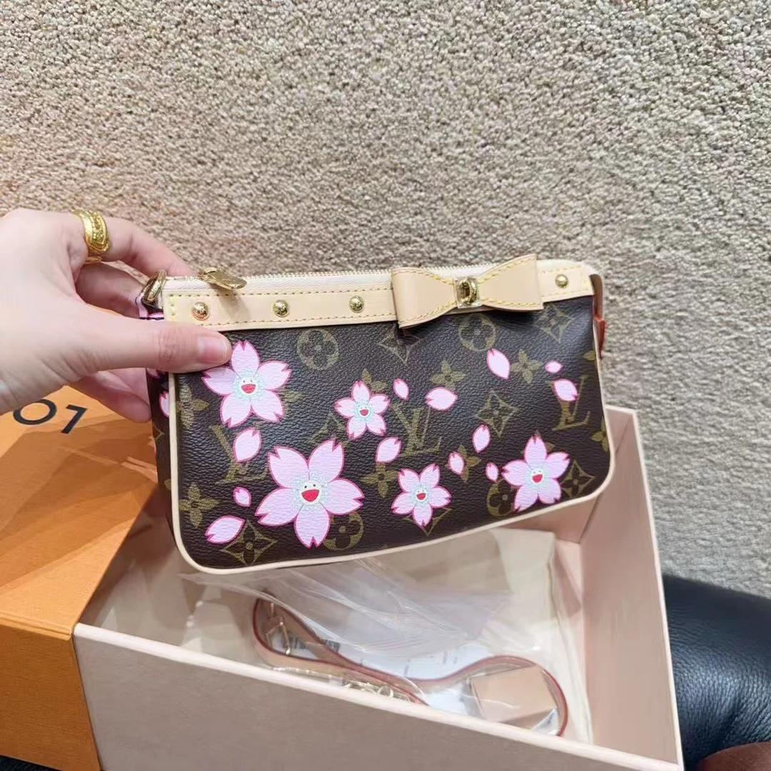 未使用 LouisVuitton/路易威登 村上隆联名全新樱花系列麻将包