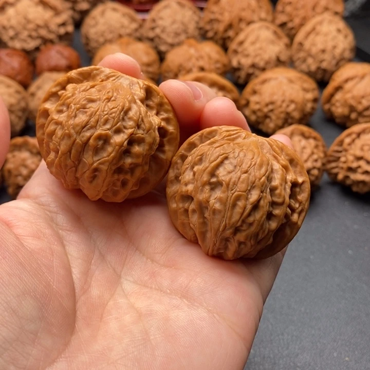 把件文玩核桃40尺平闷狮子头