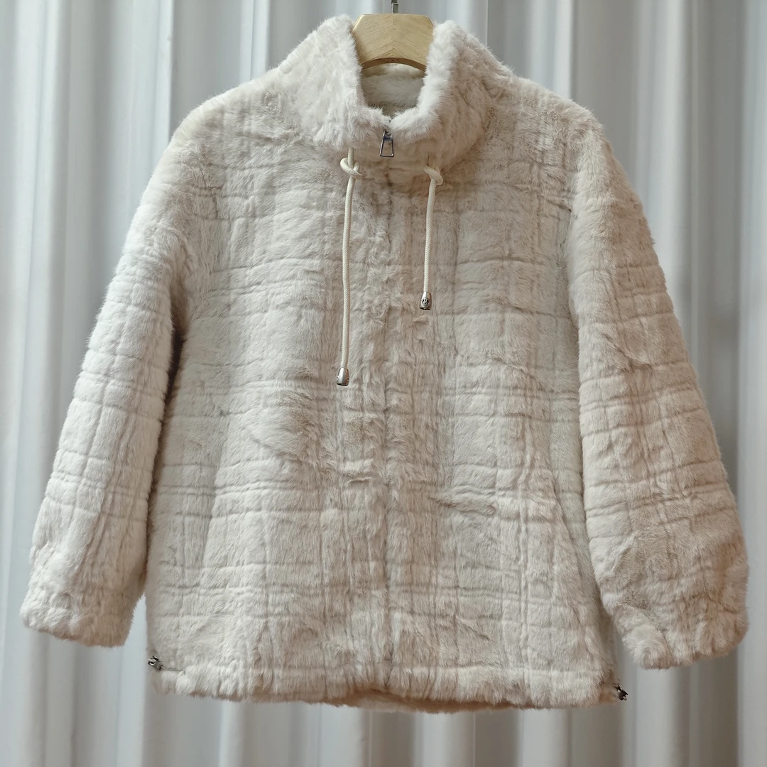 莉推荐  朗S系列  F391 女装冬立领颗粒绒外套杏仁米8Q523N373