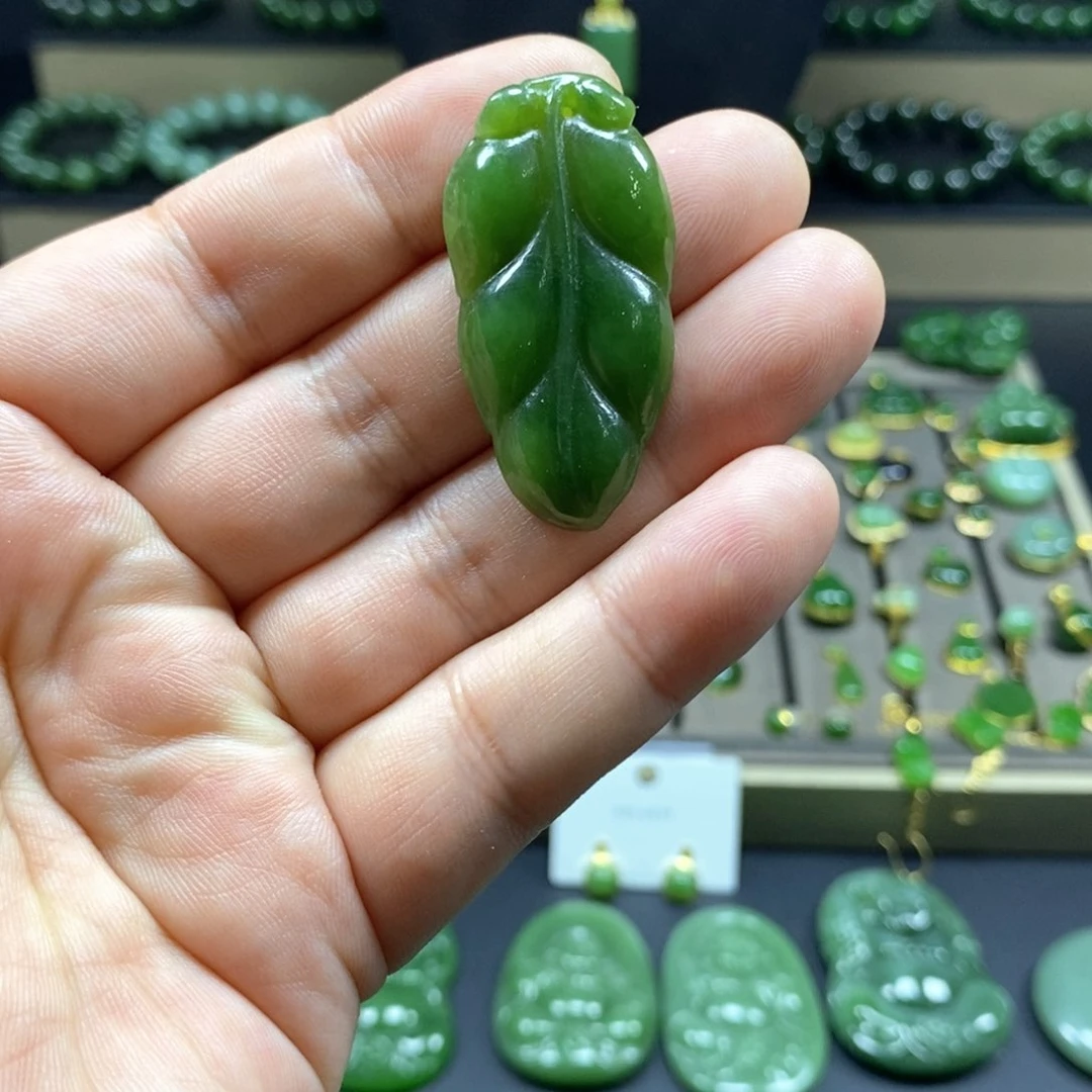 吊坠(不含链)未镶嵌和田玉（碧玉）