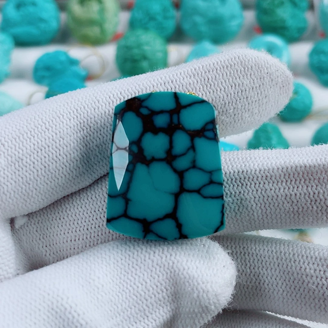 绿松石未镶嵌车挂