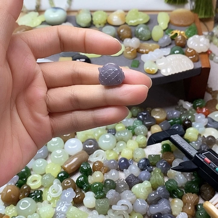 未镶嵌和田玉挂件包