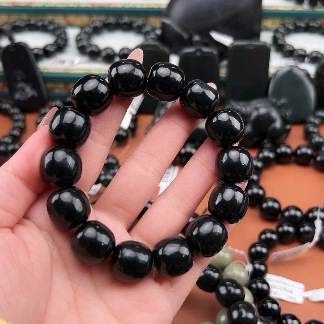 q***1和田玉未镶嵌手串