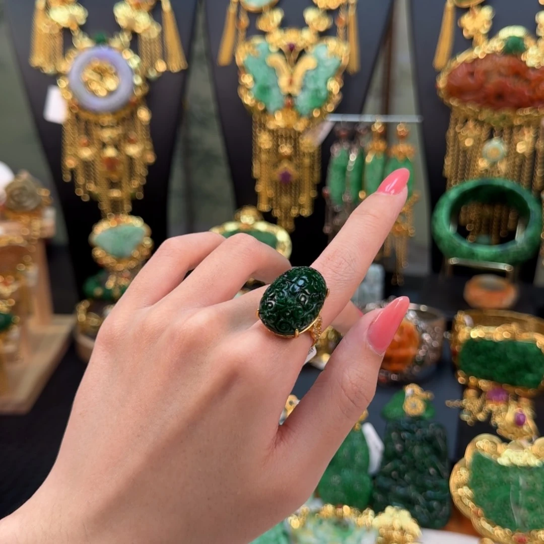 翡翠未镶嵌戒指福利戒指