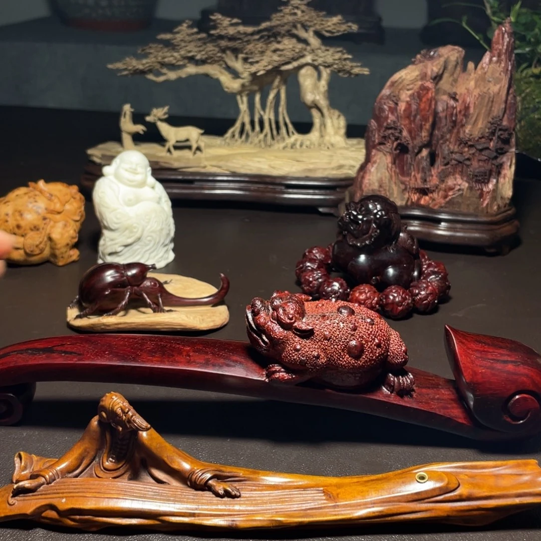 檀香紫檀（小叶紫檀）逾**逶摆件工艺品