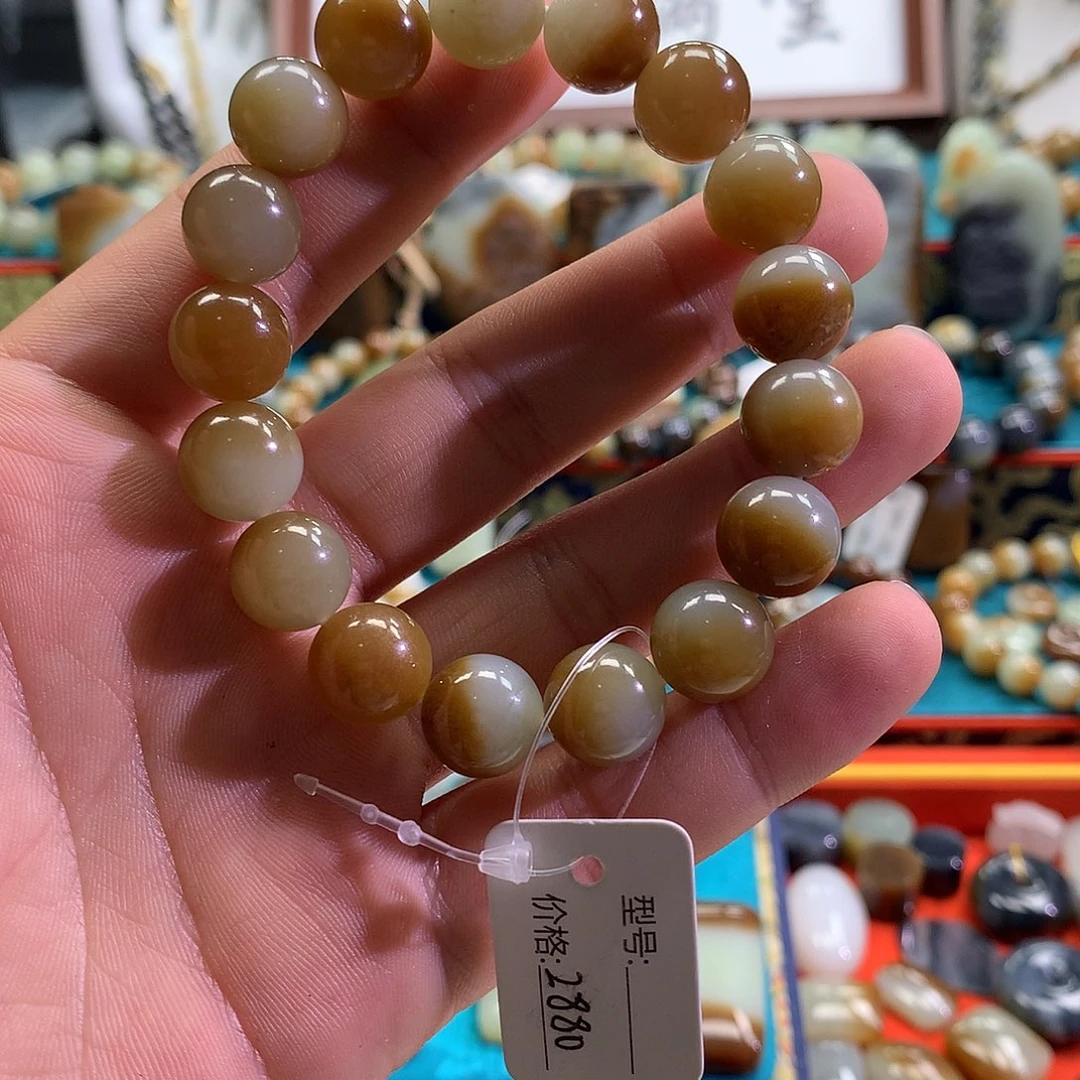 和田玉（糖玉）未镶嵌手链