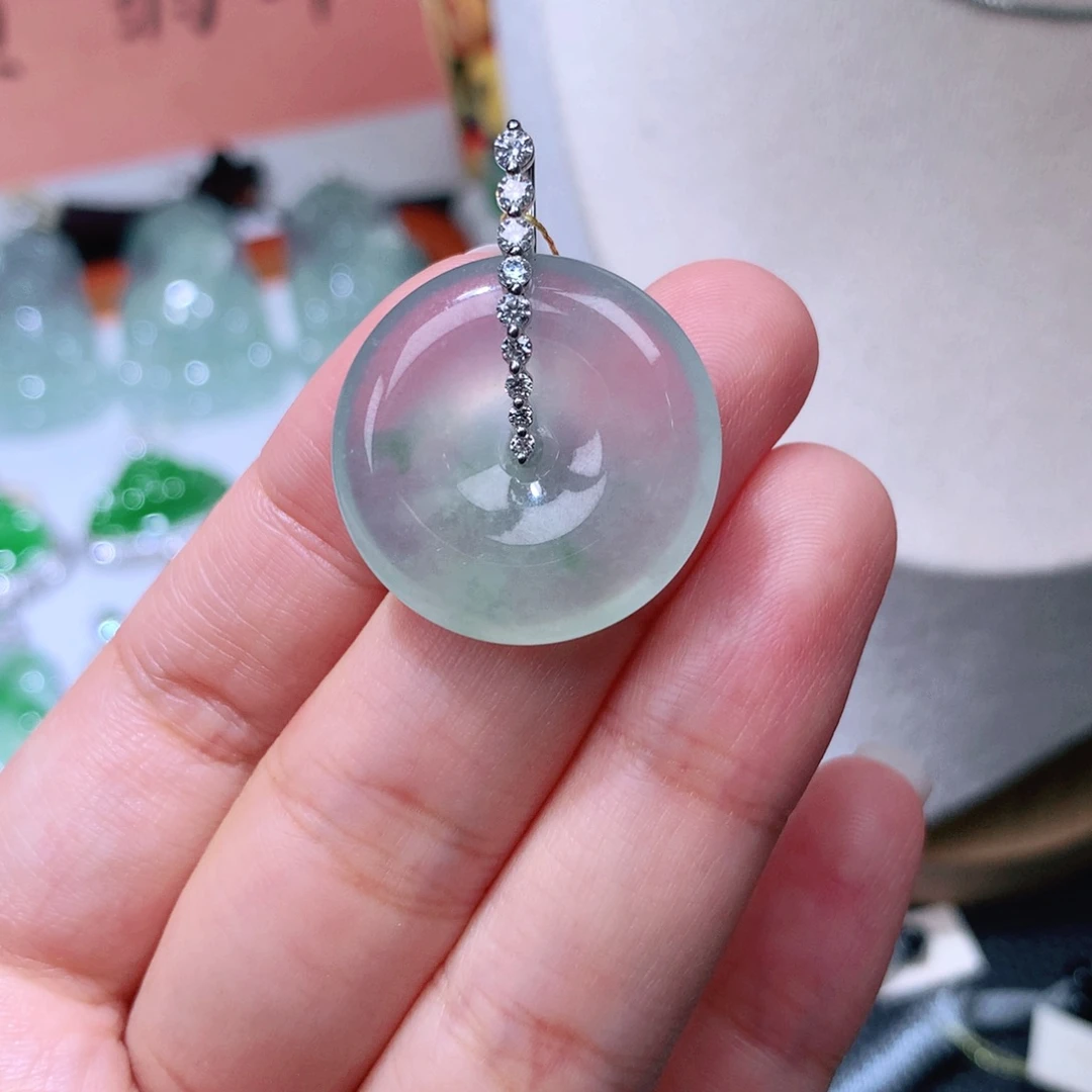 颈饰18K金镶嵌翡翠扣子25.2*5.6