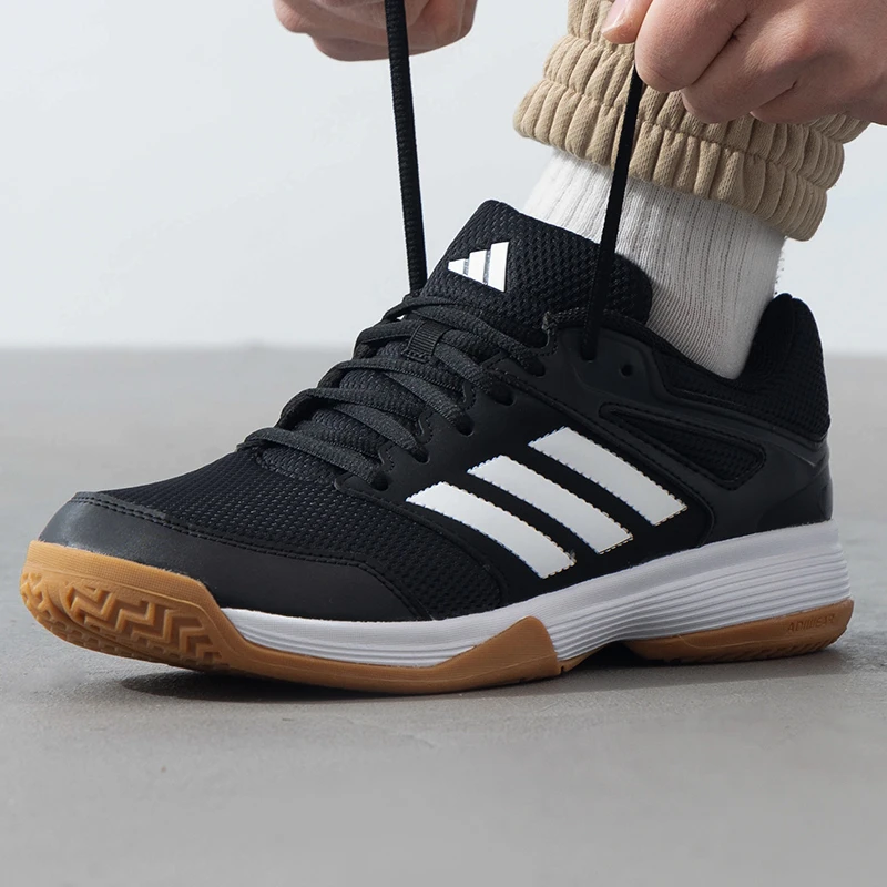 adidas阿迪达斯男女训练鞋情侣款透气运动跑步鞋子IH3158冬日穿搭