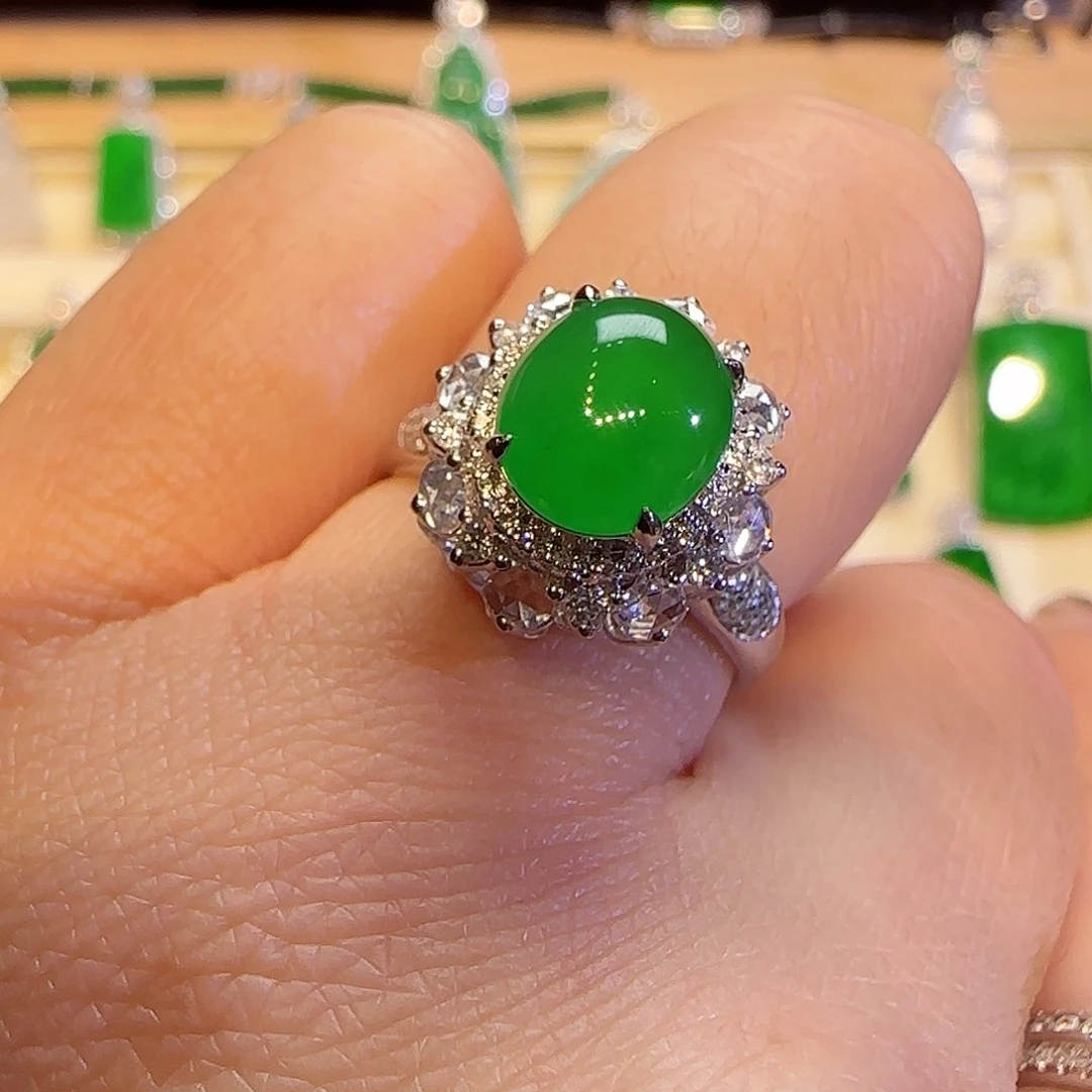 翡翠戒指18K金镶嵌旦
